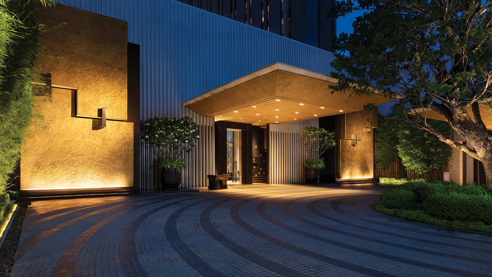 photo-gallery-hospitality-entertainment-four-seasons-hotel-bangkok-chao-phraya-river-11