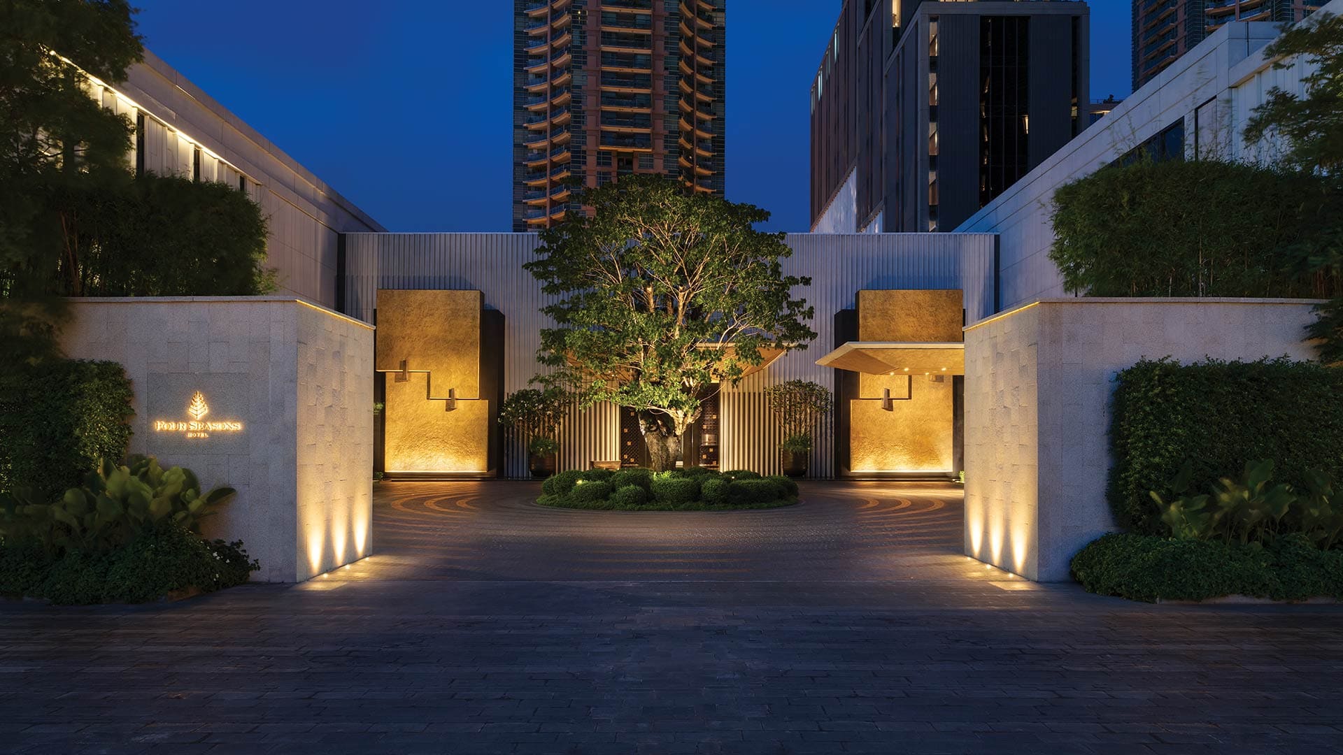 photo-gallery-hospitality-entertainment-four-seasons-hotel-bangkok-chao-phraya-river-13